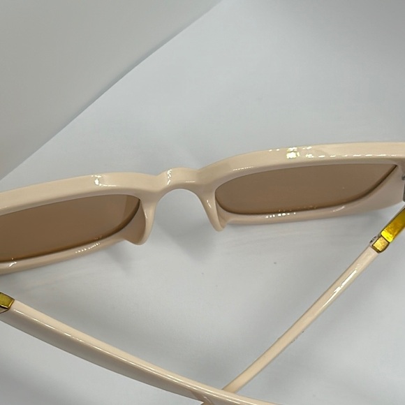 Chic Oversized Square Sunglasses - Creamy White Frame - UV Protection - New! main image 6